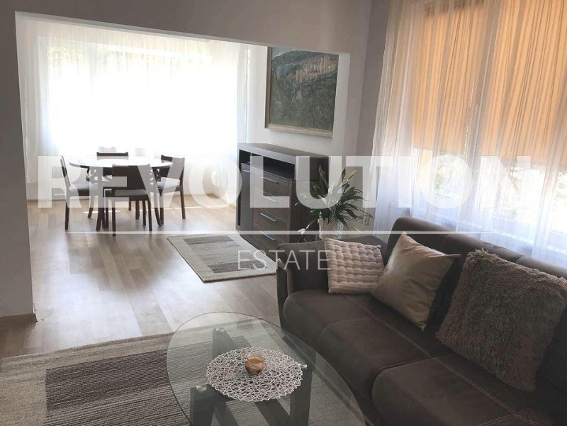 Zu vermieten  2 Schlafzimmer Warna , Zentar , 110 qm | 24599025 - Bild [2]