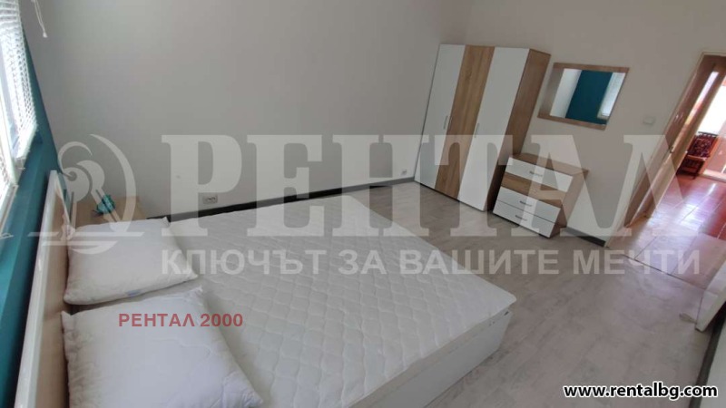 Дава под наем МНОГОСТАЕН, гр. Пловдив, Кючук Париж, снимка 15 - Апартаменти - 53018145