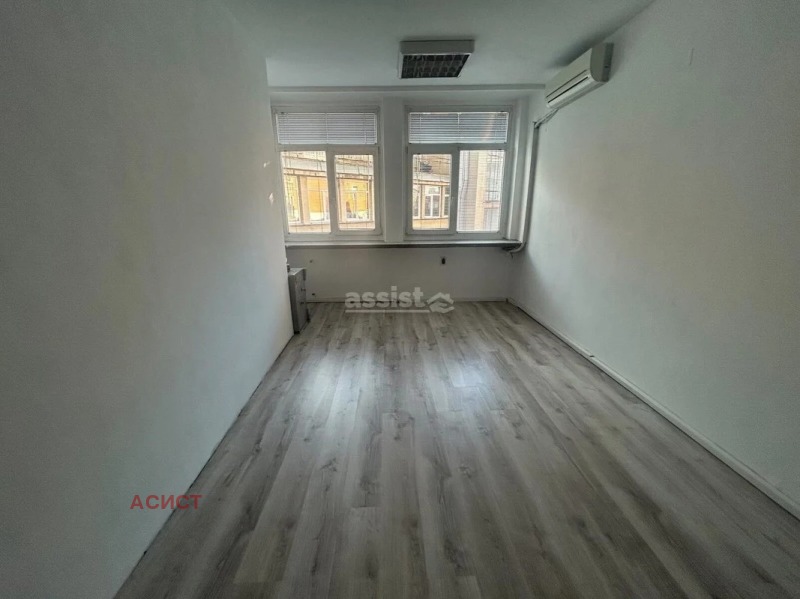 Дава под наем ОФИС, гр. София, Център