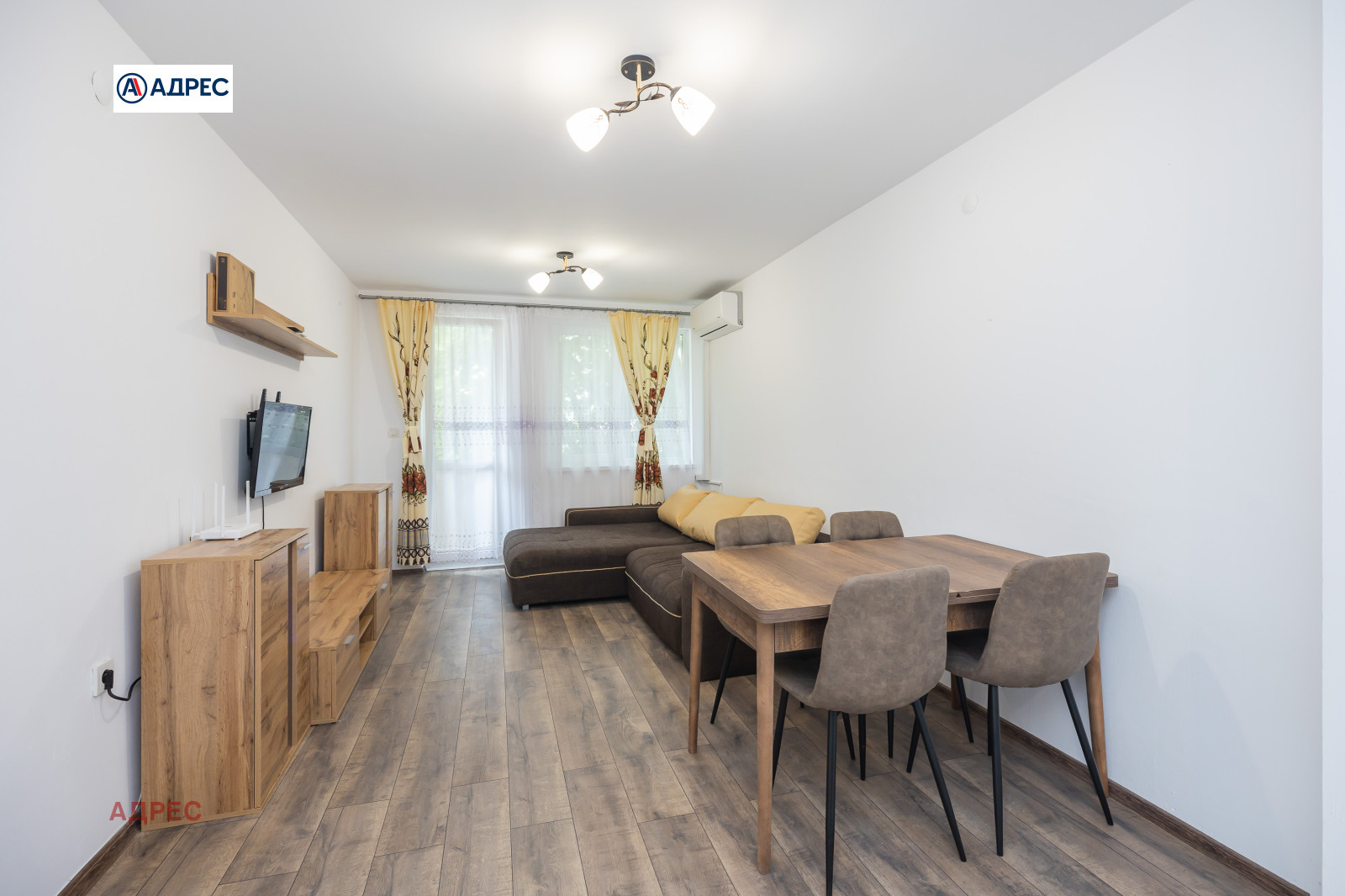 Дава под наем  3-стаен град Варна , Спортна зала , 80 кв.м | 17628544