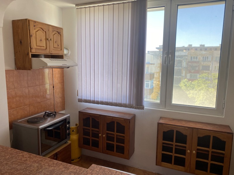 В аренду  2 спальни область Пловдив , Карлово , 70 кв.м | 81381222 - изображение [7]