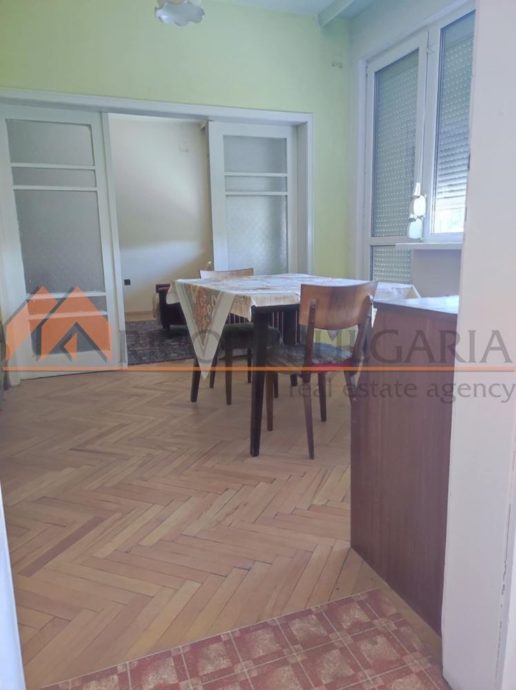 Vuokrattavana  2 makuuhuonetta Varna , Okražna bolnitsa-Generali , 110 neliömetriä | 38176425 - kuva [7]