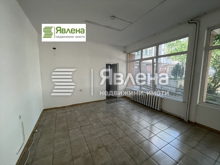 Da affittare  Negozio Sofia , Banishora , 139 mq | 77319281 - Immagine [2]