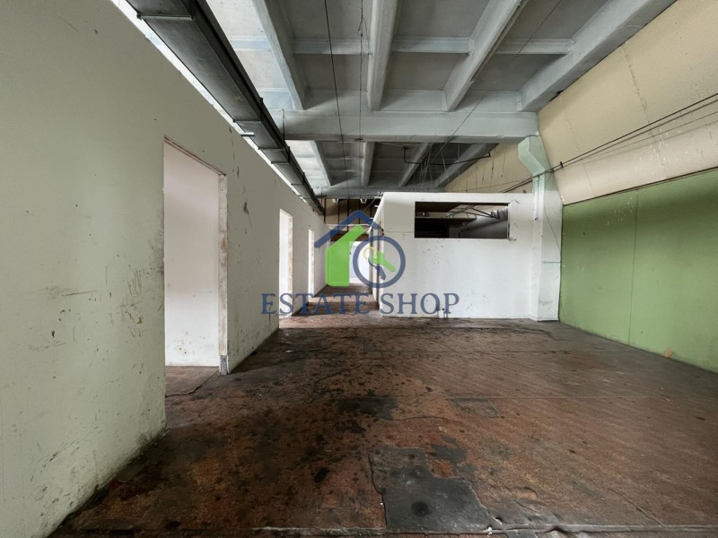 För uthyrning  Industribyggnad Plovdiv , Industrialna zona - Iztok , 300 kvm | 85221505 - bild [2]