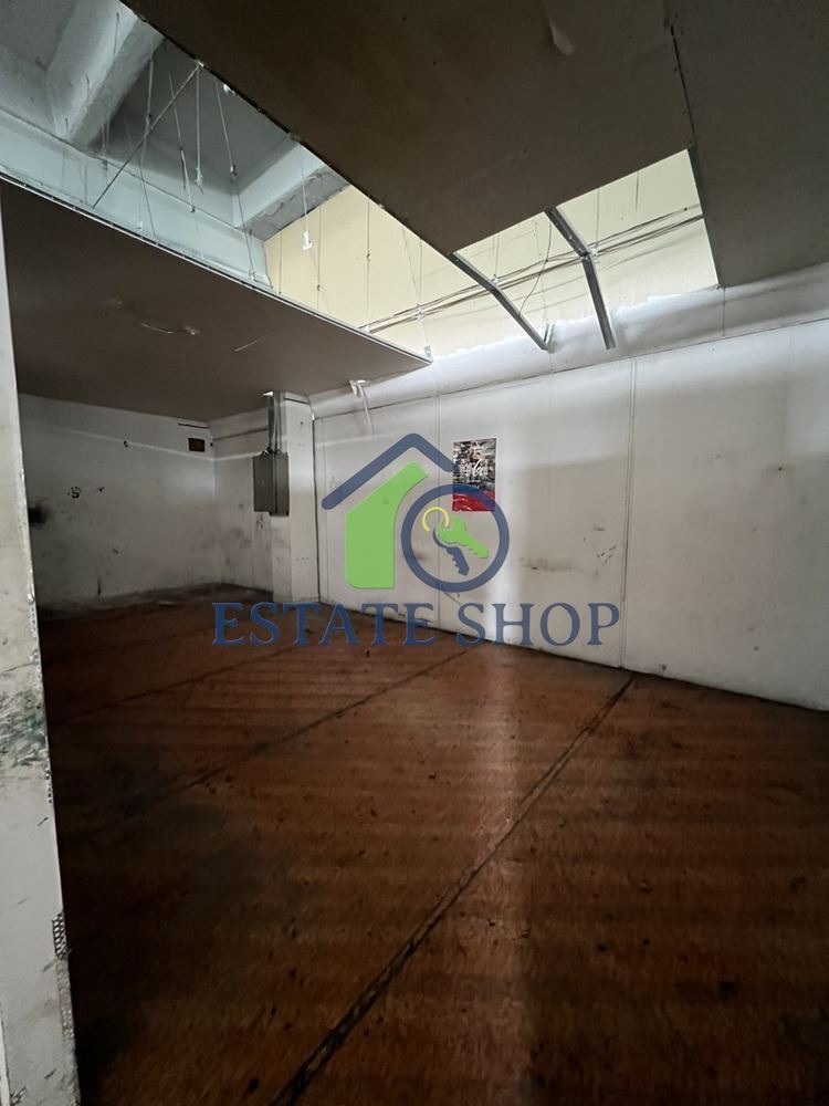 För uthyrning  Industribyggnad Plovdiv , Industrialna zona - Iztok , 300 kvm | 85221505 - bild [3]