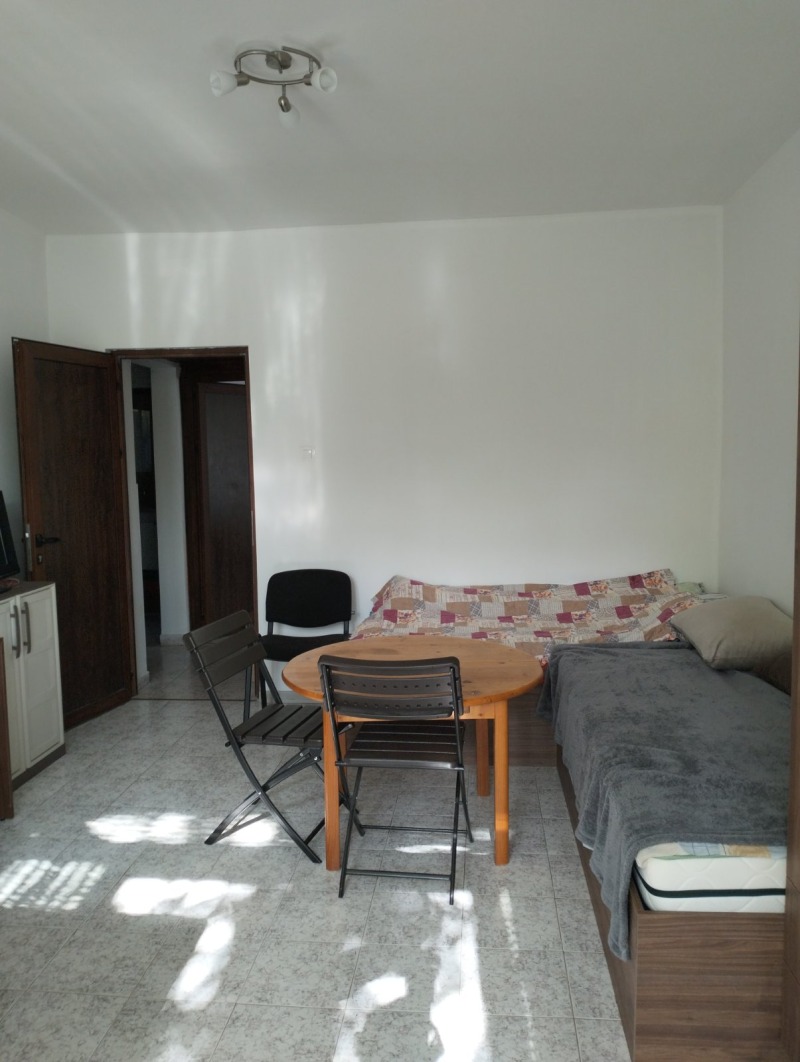 Vuokrattavana  Huone Sofia , Iztok , 30 neliömetriä | 73387595 - kuva [6]