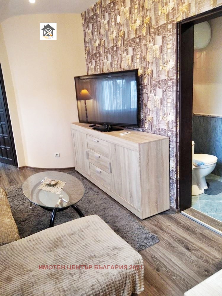 Издаје се  1 спаваћа соба Софија , Центар , 80 м2 | 44978316 - слика [4]
