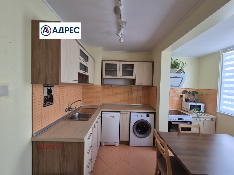 Te huur  2 slaapkamers Varna , Mladost 2 , 70 m² | 85838892