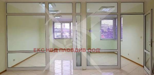 Дава под наем ОФИС, гр. Пловдив, Център