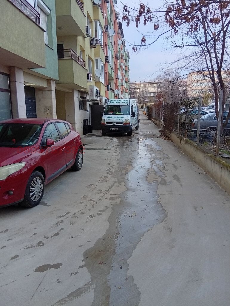 Дава под наем ГАРАЖ, ПАРКОМЯСТО, гр. Варна, Левски 1, снимка 8 - Гаражи и паркоместа - 52885627