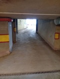 Дава под наем ГАРАЖ, ПАРКОМЯСТО, гр. Варна, Левски 1, снимка 4