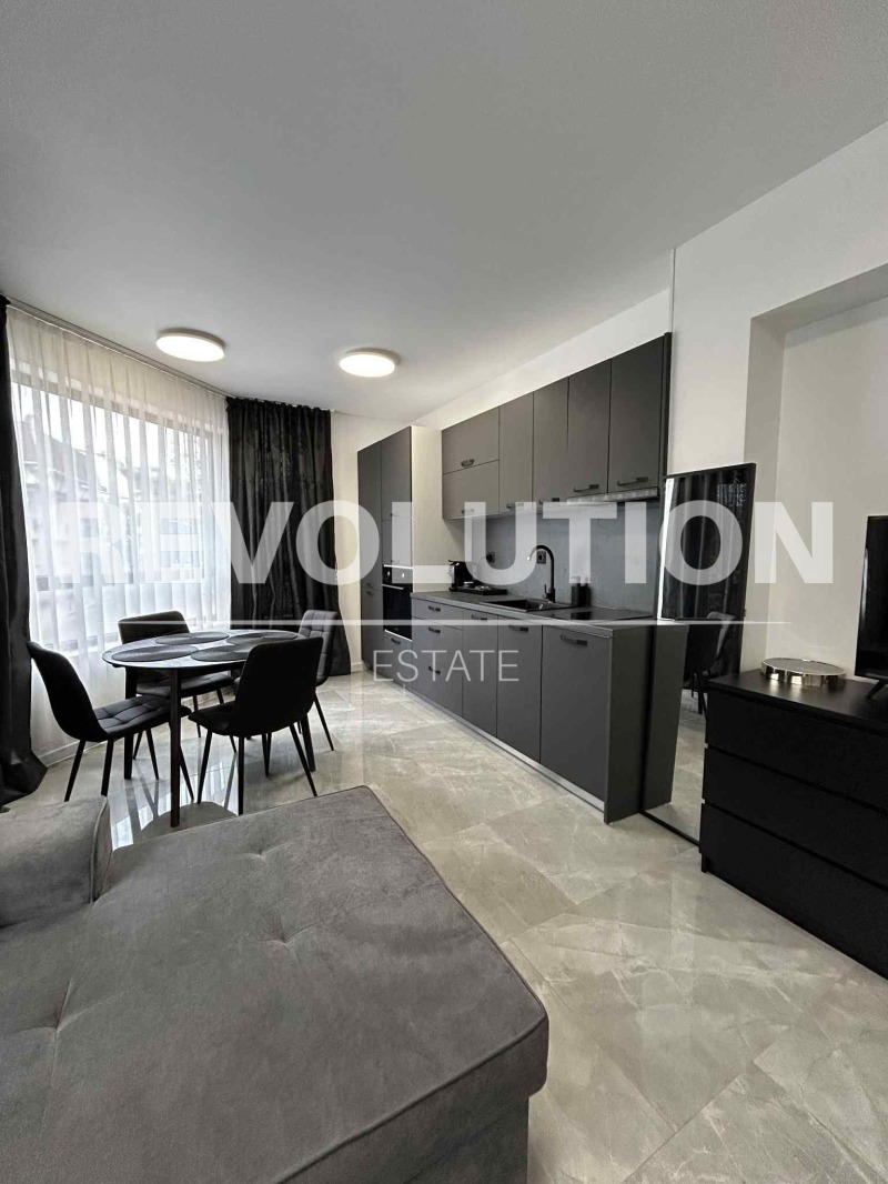 Под наем 2-СТАЕН, град Пловдив, Каменица 1 • 715 € / 1398.42 лв. • 83946036 1