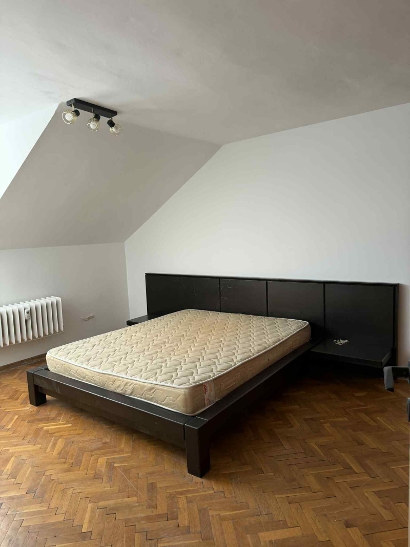 Дава под наем 3-СТАЕН, гр. София, Център, снимка 2 - Апартаменти - 53382755