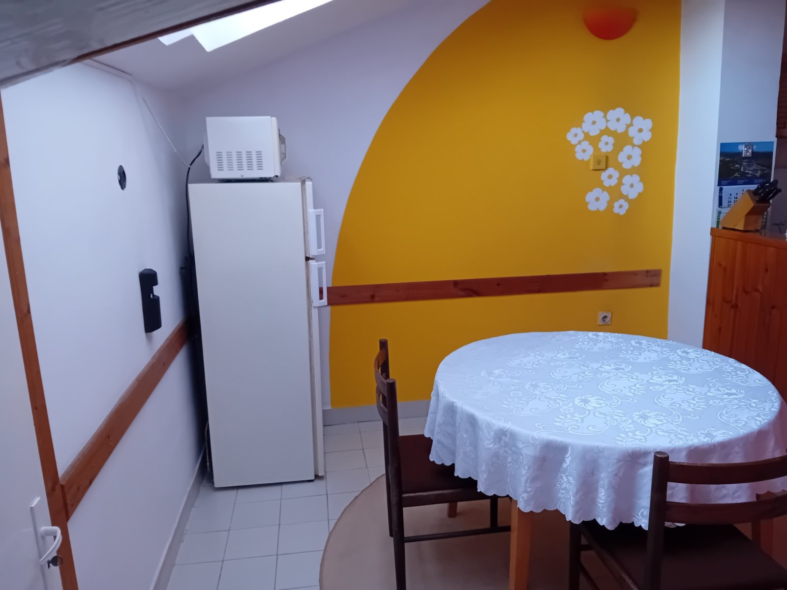 Дава под наем 2-СТАЕН, гр. София, Бъкстон, снимка 10 - Апартаменти - 54325975