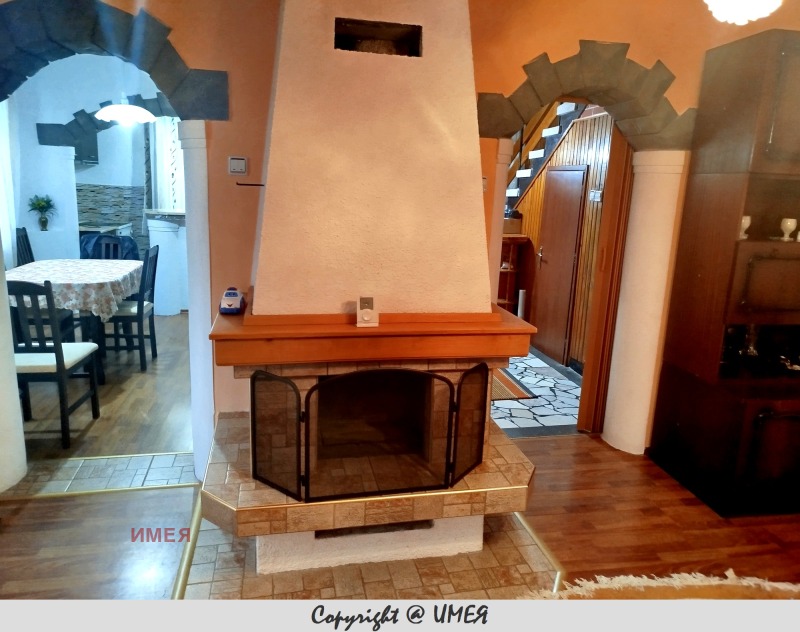 Дава под наем КЪЩА, гр. София, Симеоново, снимка 3 - Къщи - 52228401