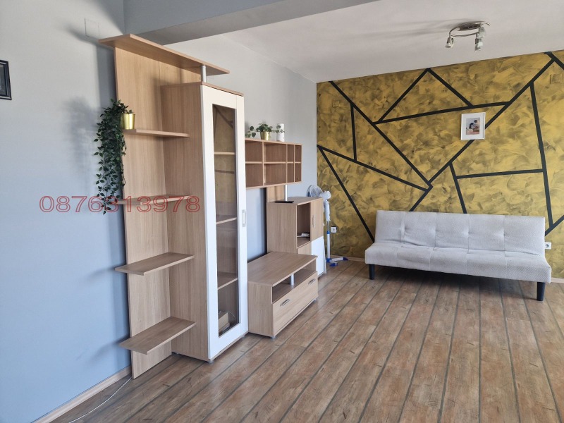 Дава под нем  2-стаен, град София, Младост 2 •  650 EUR • ID 80576220 — holmes.bg - [1] 