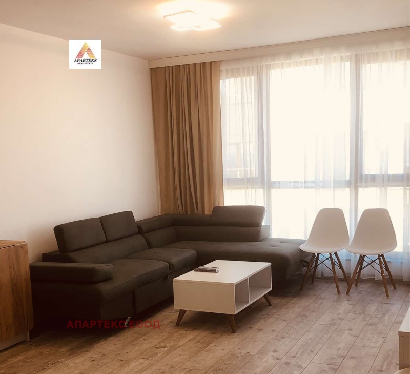 Para alugar  2 quartos Plovdiv , Kamenica 2 , 100 m² | 90510205