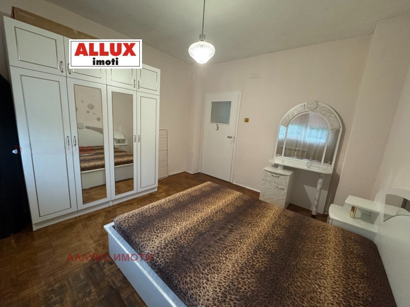 K pronájmu  2 ložnice Ruse , Zdravec , 72 m2 | 41193459 - obraz [9]