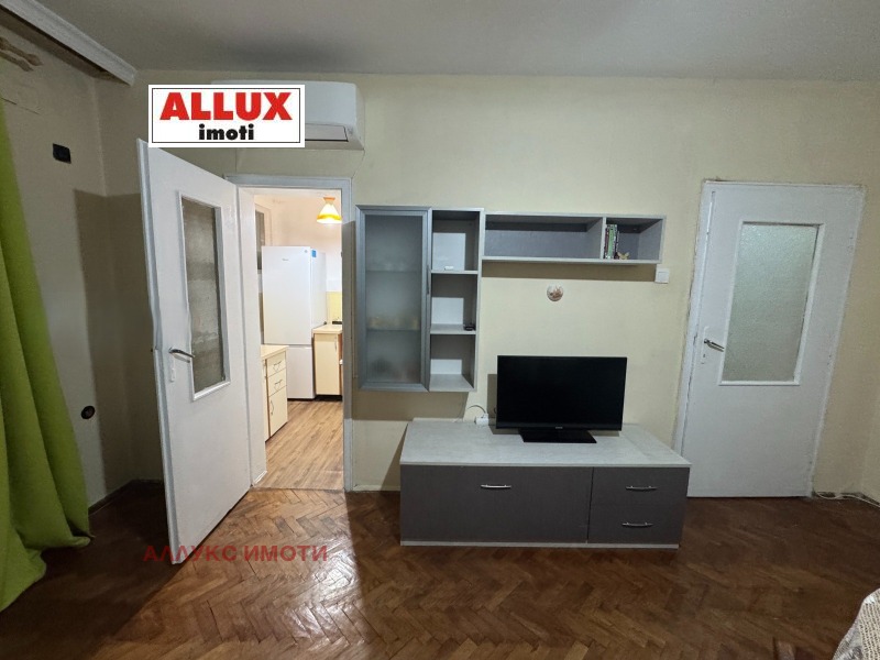 K pronájmu  2 ložnice Ruse , Zdravec , 72 m2 | 41193459 - obraz [4]