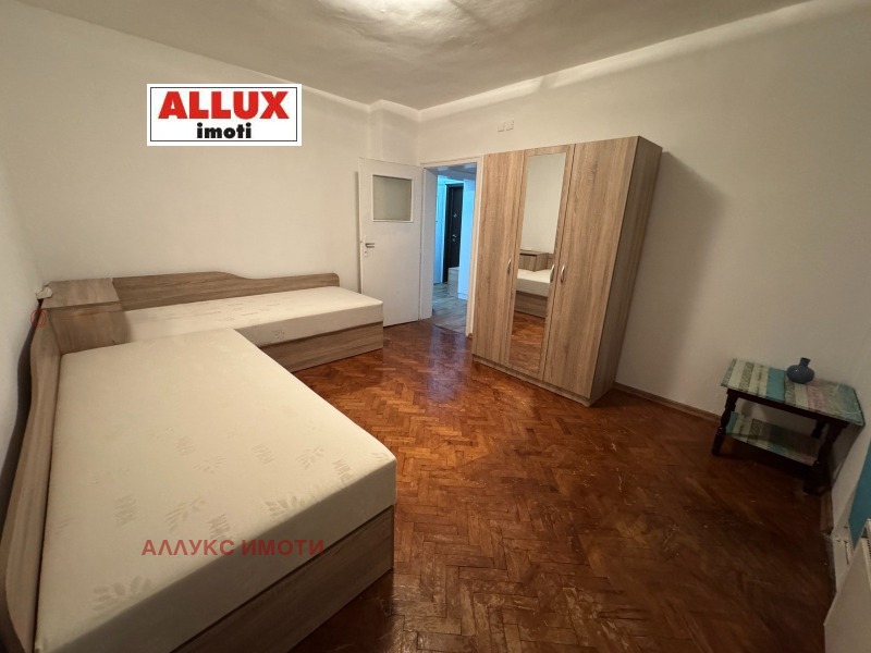 K pronájmu  2 ložnice Ruse , Zdravec , 72 m2 | 41193459 - obraz [7]