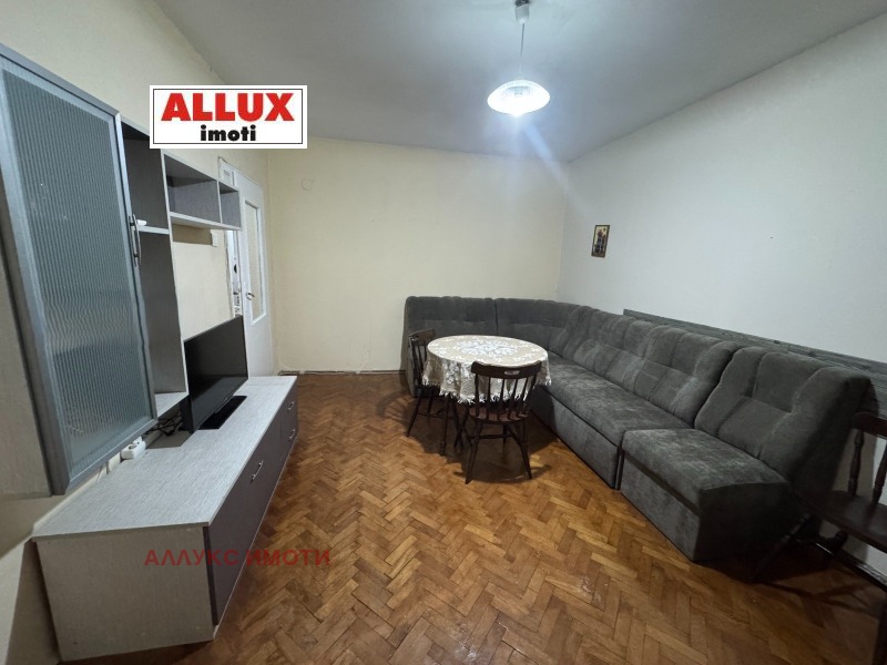K pronájmu  2 ložnice Ruse , Zdravec , 72 m2 | 41193459 - obraz [10]