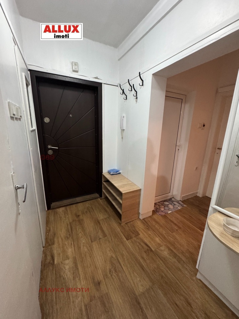 K pronájmu  2 ložnice Ruse , Zdravec , 72 m2 | 41193459 - obraz [11]
