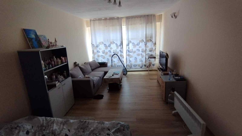 Vuokrattavana  1 makuuhuone Sofia , Ljulin 2 , 64 neliömetriä | 85954000