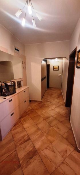 ���� ��� ���� 3-����� | Imot.bg � ����� ������ 8