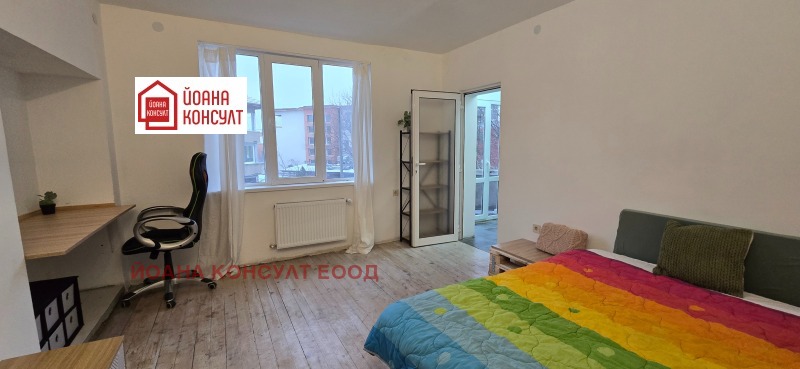 Дава под наем 1-СТАЕН, гр. Плевен, Широк център