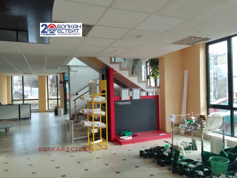 De inchiriat  Magazin Velico Târnovo , Coliu Ficieto , 186 mp | 11098928 - imagine [3]