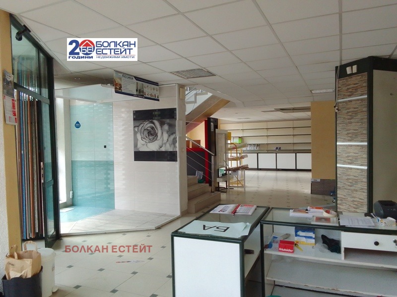 De inchiriat  Magazin Velico Târnovo , Coliu Ficieto , 186 mp | 11098928 - imagine [2]