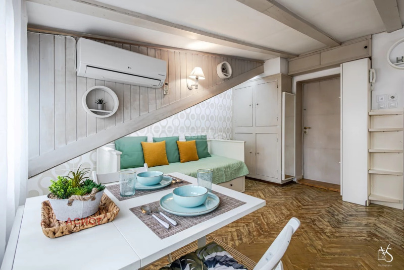 Дава под наем 1-СТАЕН, гр. София, Център