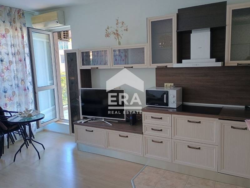 Издаје се  1 спаваћа соба Варна , Бриз , 75 м2 | 58016766
