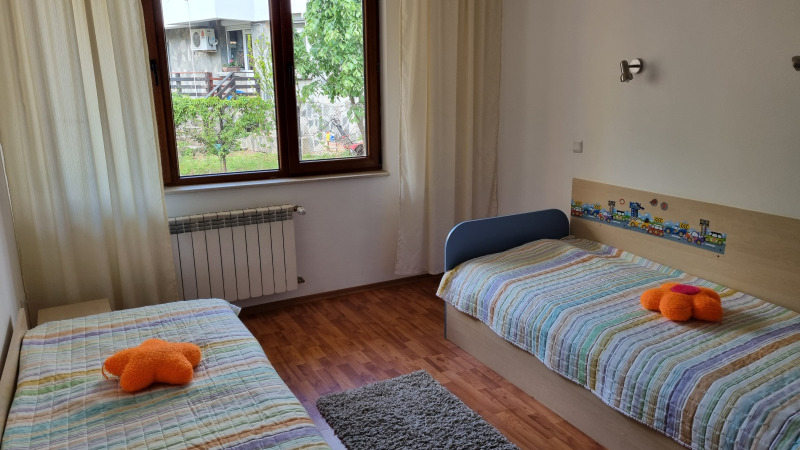 De inchiriat  3 dormitoare Sofia , Boiana , 130 mp | 24868023 - imagine [7]