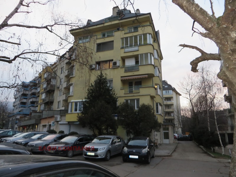 Дава под Наем 2-СТАЕН в град София, Гоце Делчев - 50 кв.м / 500 € » 977.92 лв., ЕЛФИ КОМПАНИЯ