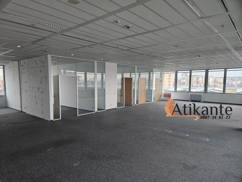 Дава под Наем ОФИС в град София, Оборище - 229 кв.м / 3 206 € » 6 270.39 лв., АТИКАНТЕ ЕСТЕЙТС