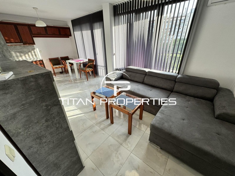 De inchiriat  1 dormitor Burgas , Izgrev , 60 mp | 73774070