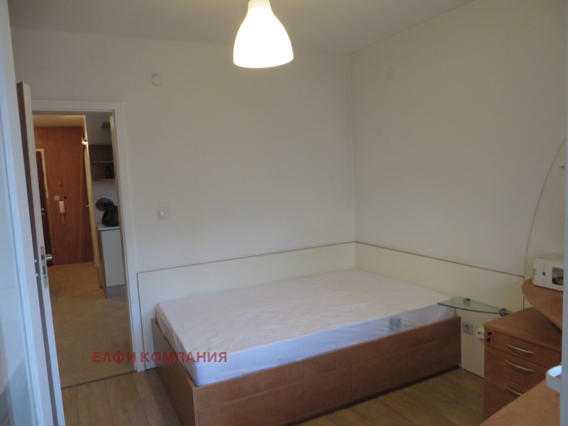 Дава под наем 2-СТАЕН, гр. София, Гоце Делчев, снимка 7 - Апартаменти - 53147237