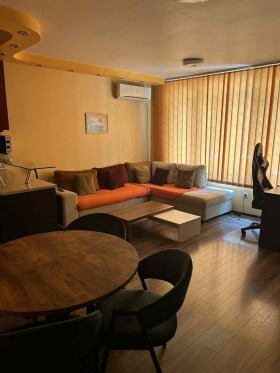 1 chambre Bakston, Sofia