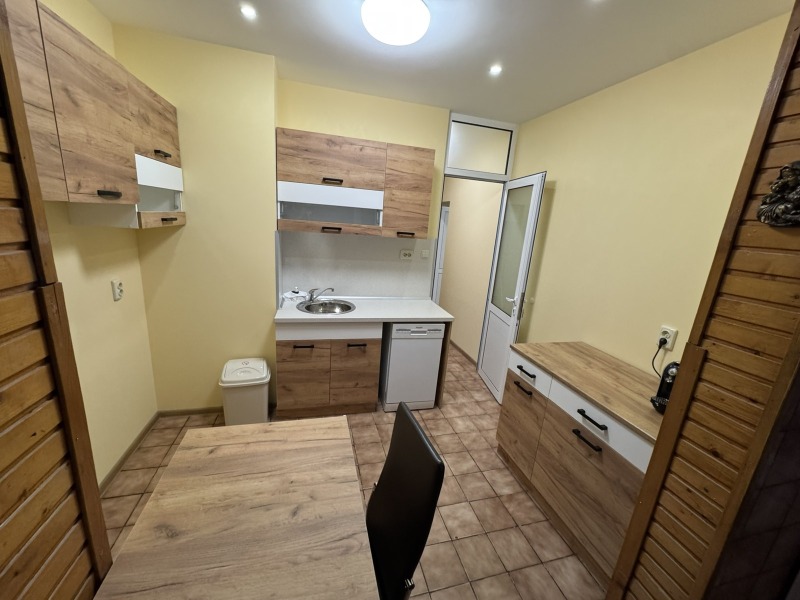Дава под нем  2-стаен, град София, Сухата река •  550 EUR • ID 55900709 — holmes.bg - [1] 
