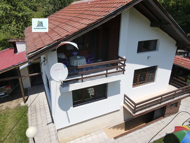 Дава под наем КЪЩА, гр. Ловеч, Център, снимка 13 - Къщи - 53241835