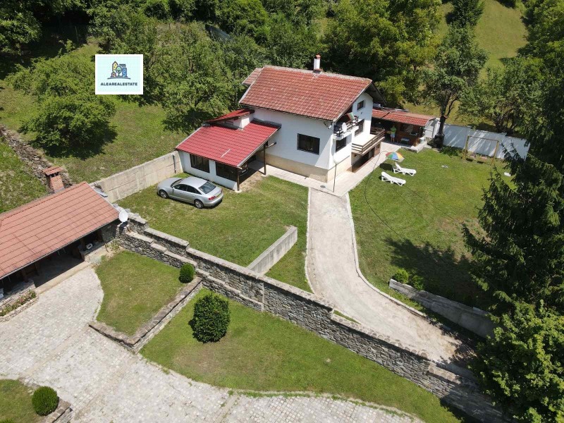 Дава под наем КЪЩА, гр. Ловеч, Център, снимка 14 - Къщи - 53241835