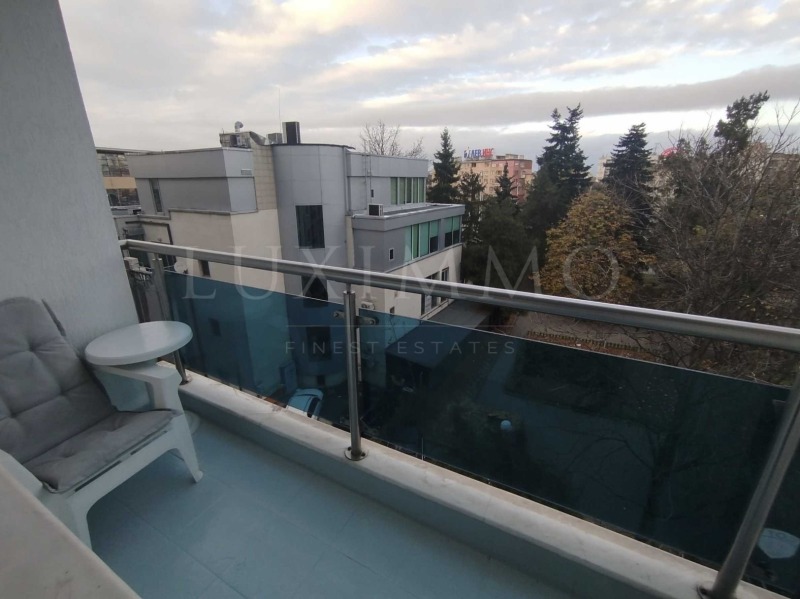 Дава под наем 4-СТАЕН, гр. София, Лозенец, снимка 9 - Апартаменти - 53107263