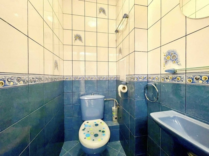 Дава под наем 4-СТАЕН, гр. София, Лозенец, снимка 10 - Апартаменти - 53107263