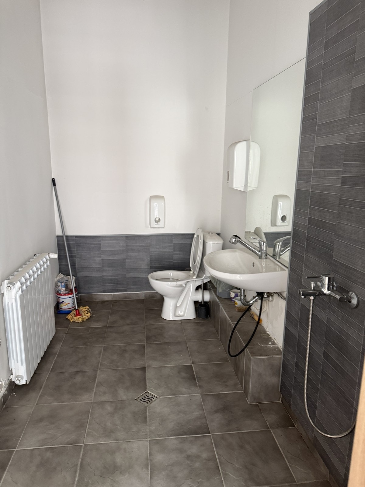 Дава под наем ОФИС, гр. София, Бъкстон, снимка 12 - Офиси - 54321756