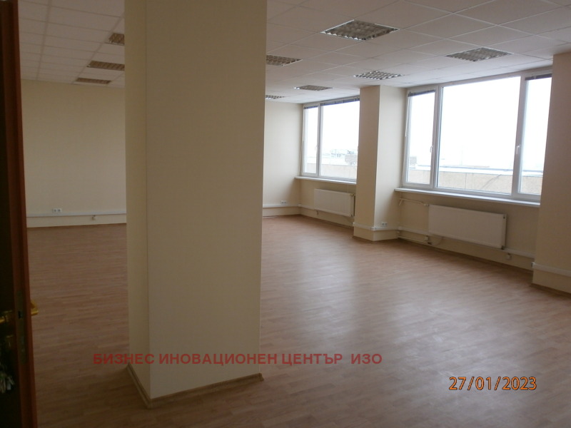Дава под Наем ОФИС в град София, 7-ми 11-ти километър - 66 кв.м / 462 € » 903.59 лв., БИЗНЕС ИНОВАЦИОНЕН ЦЕНТЪР ИЗОТ АД