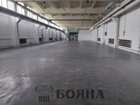 Průmyslová budova Rodina 1, Ruse 2