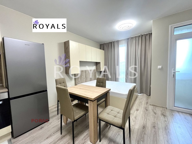 För uthyrning  Studio Varna , Vladislav Varnentjik 1 , 34 kvm | 41223268