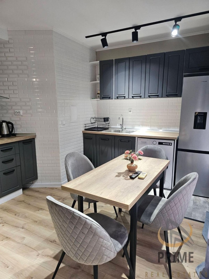 Дава под наем 2-СТАЕН, гр. Бургас, Изгрев, снимка 2 - Апартаменти - 53081844