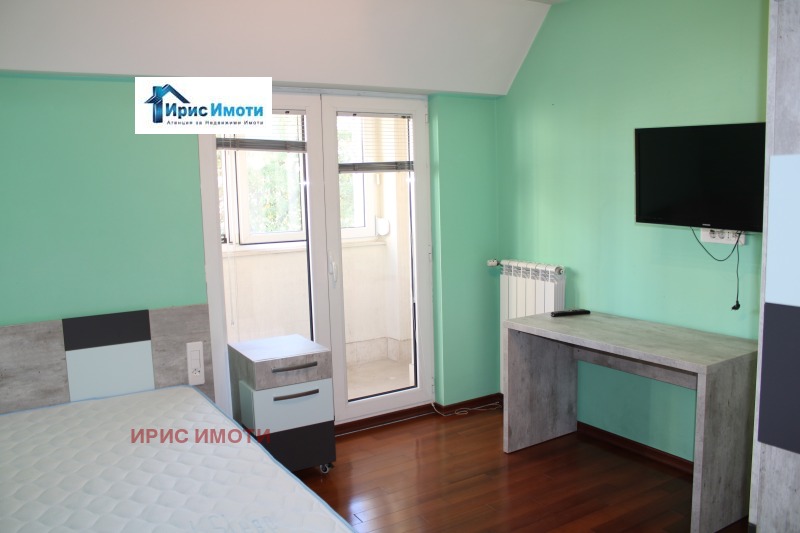 В аренду  3 спальни София , Изток , 147 кв.м | 77361679 - изображение [10]